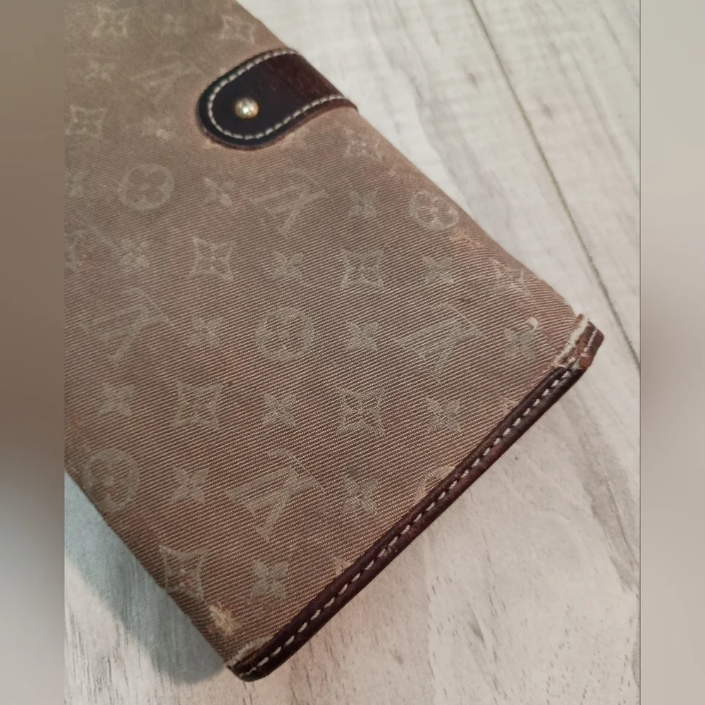 Louis Vuitton Monogram Mini Porte Feuille Sarah Long Bifold Wallet